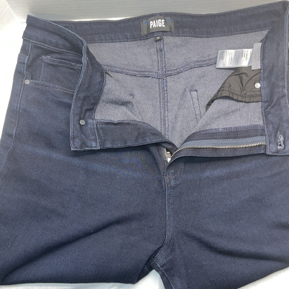 Paige High Rise Cindy Jeans Size 33 Dark Blue. Pre-owned in EUC - Picture 4 of 12